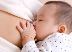 Nằm mơ thấy cho con bú là điềm tốt hay xấu? Đánh đề con số nào?